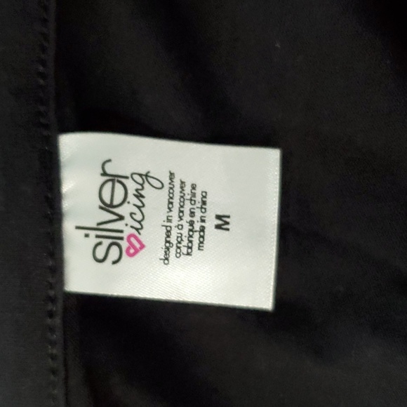 Shayne Carnigan Buttoned w/Ruffles - Picture 5 of 7